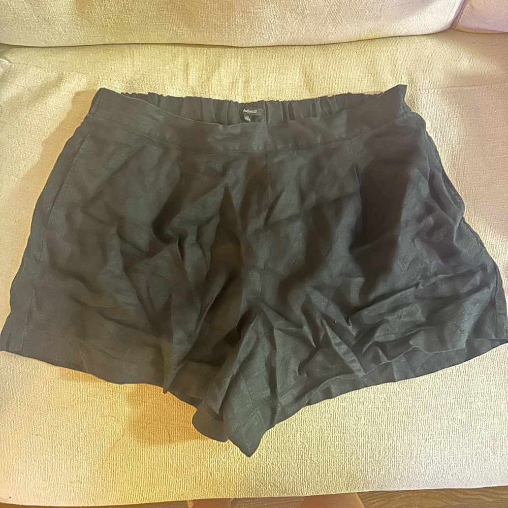 Madewell 100% linen Black Shorts